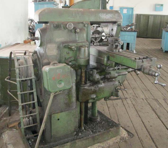 Фото горизонтального фрезерного верстата Дзержинец ТГ-2